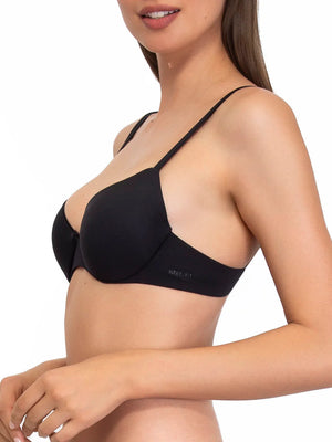 Reggiseno preformato con ferretto e coppe imbottite