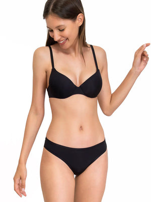 Reggiseno preformato con ferretto e coppe imbottite