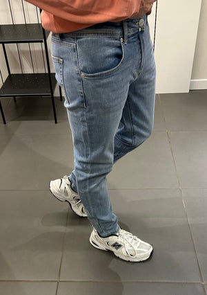 JEANS SLIM FIT