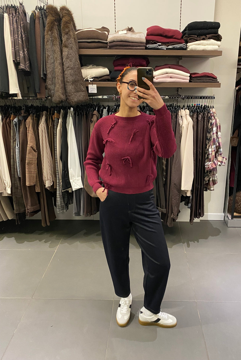 MAGLIONCINO CON FIOCCHI