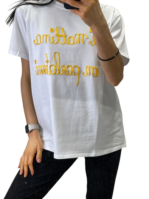 T-shirt di MATTINA NON PARLATEMI