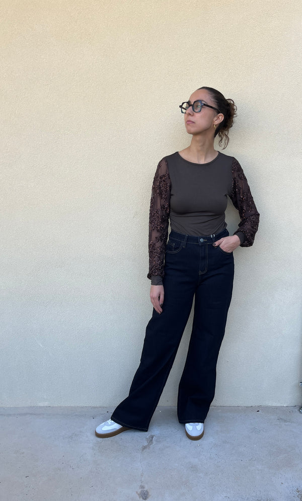 MAGLIA con manica ricamo