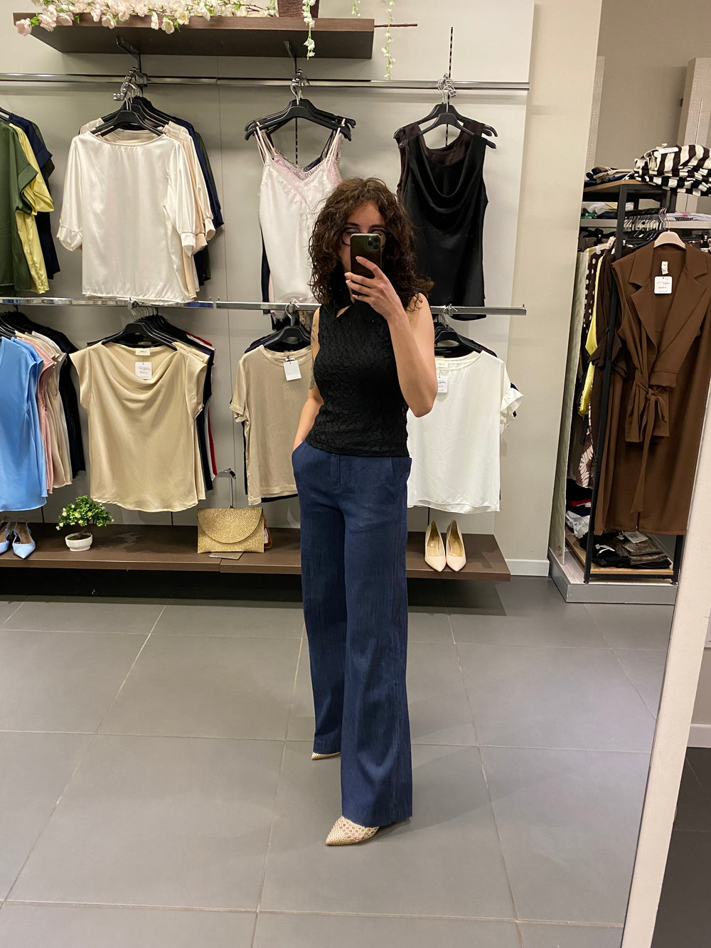 Top TAIWAN nero