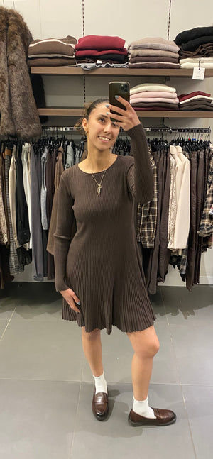 ABITO SVASATO A COSTINA