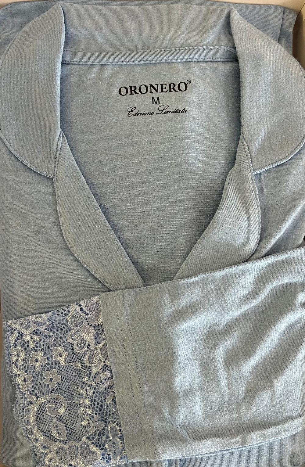 Pigiama Taglio Uomo APERTO con pizzo