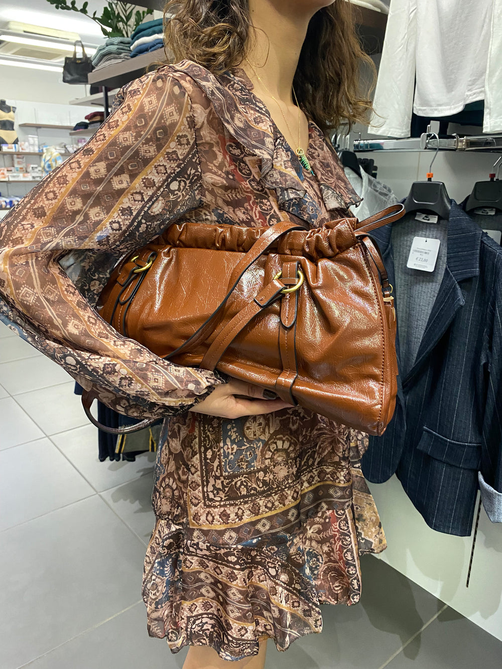 BORSA A SPALLA