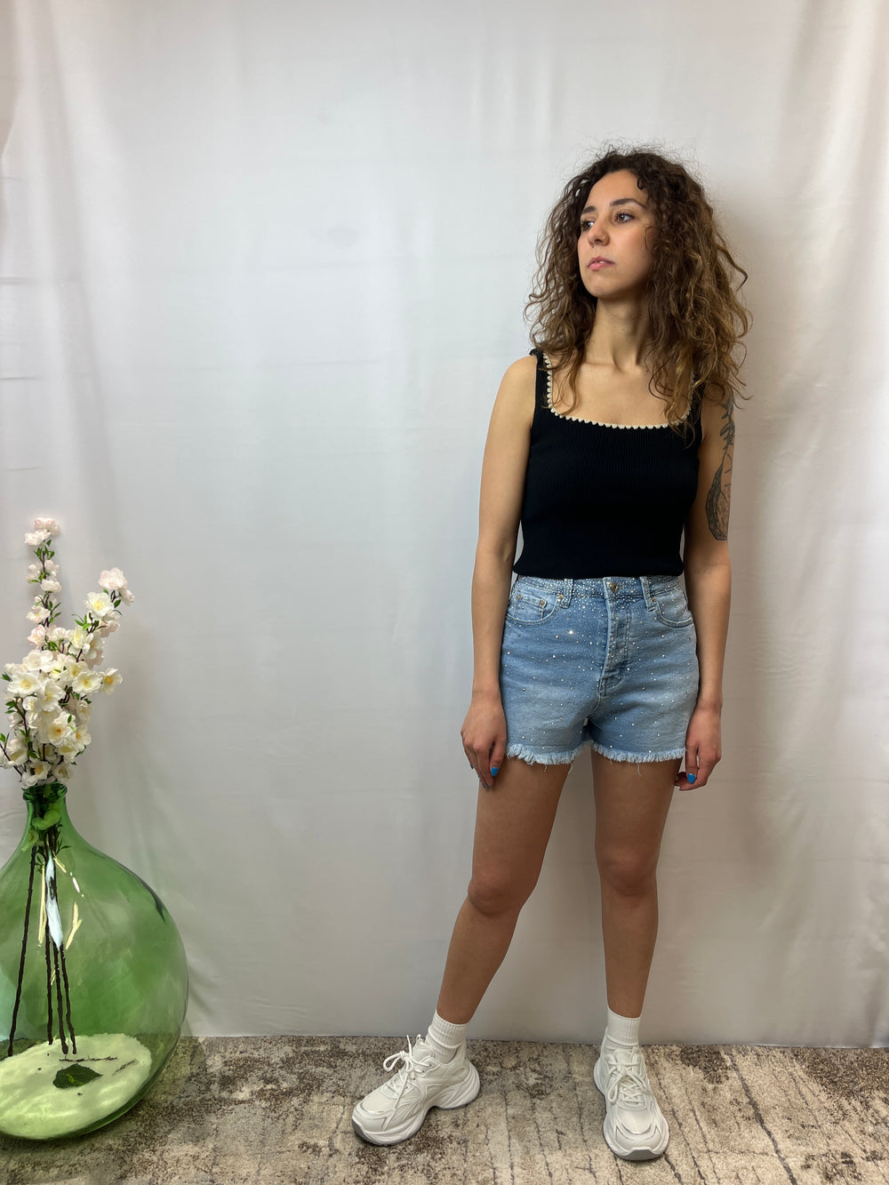 TOP SCOLLO QUADRATO