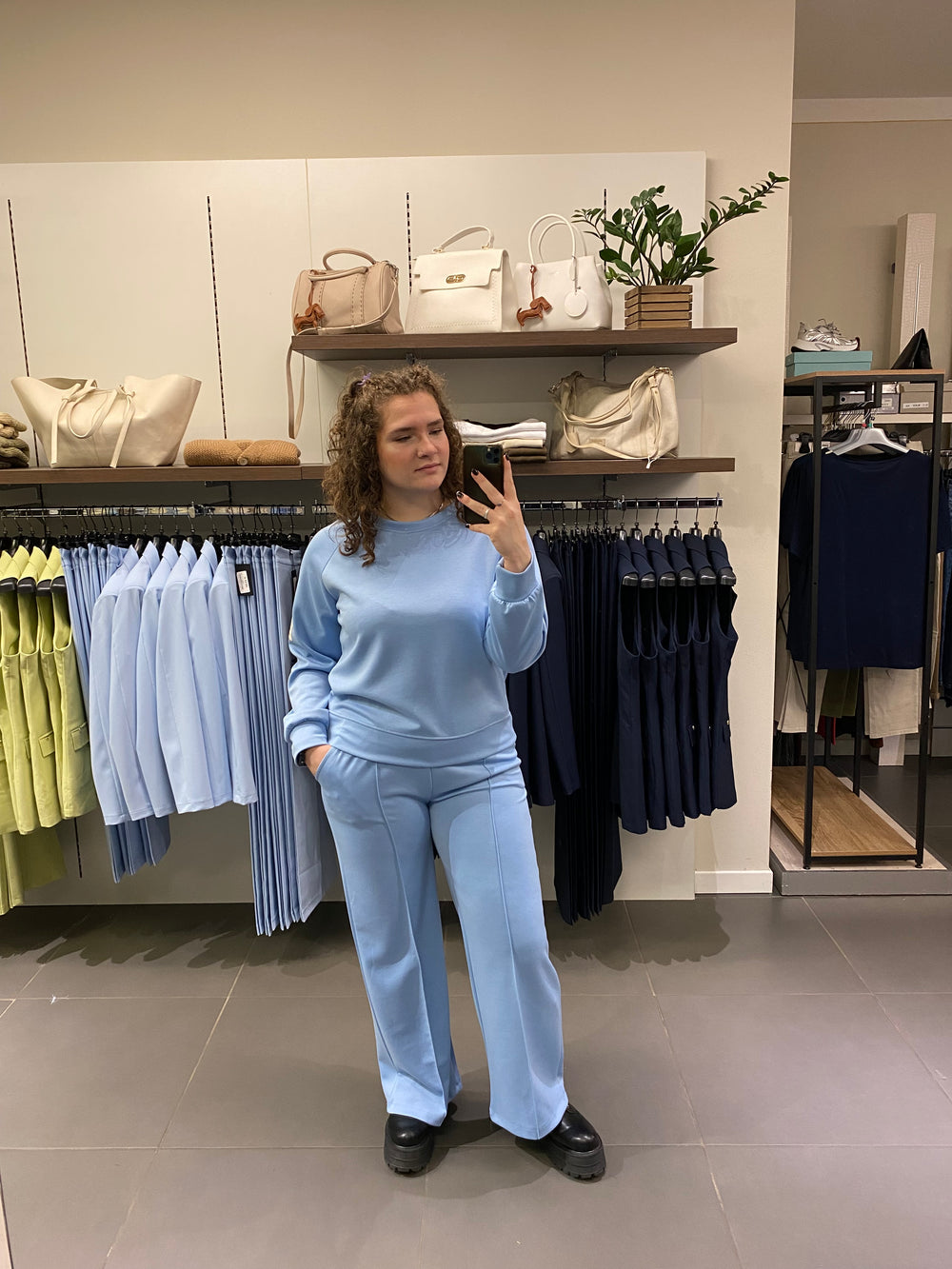 COORDINATO IN FELPA azzurro