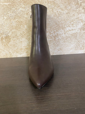 STIVALETTO CON TACCO marrone