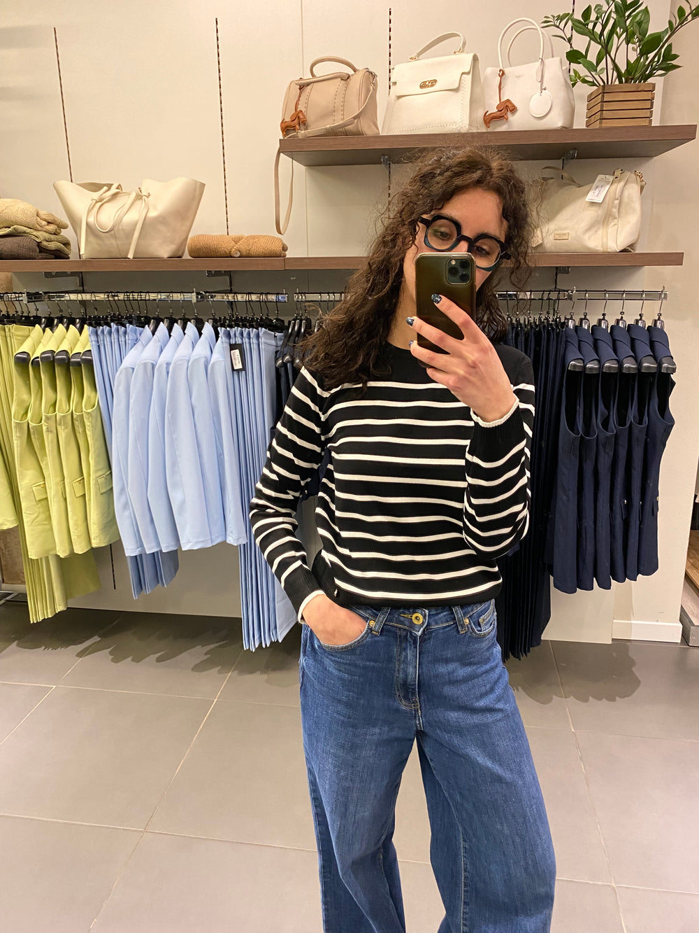 Maglioncino RIGA SOTTILE nero