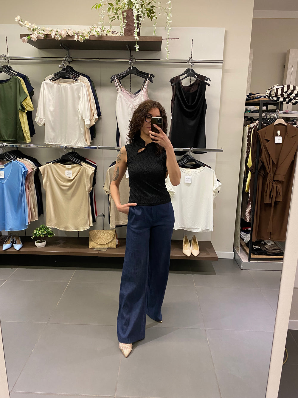 Top TAIWAN nero