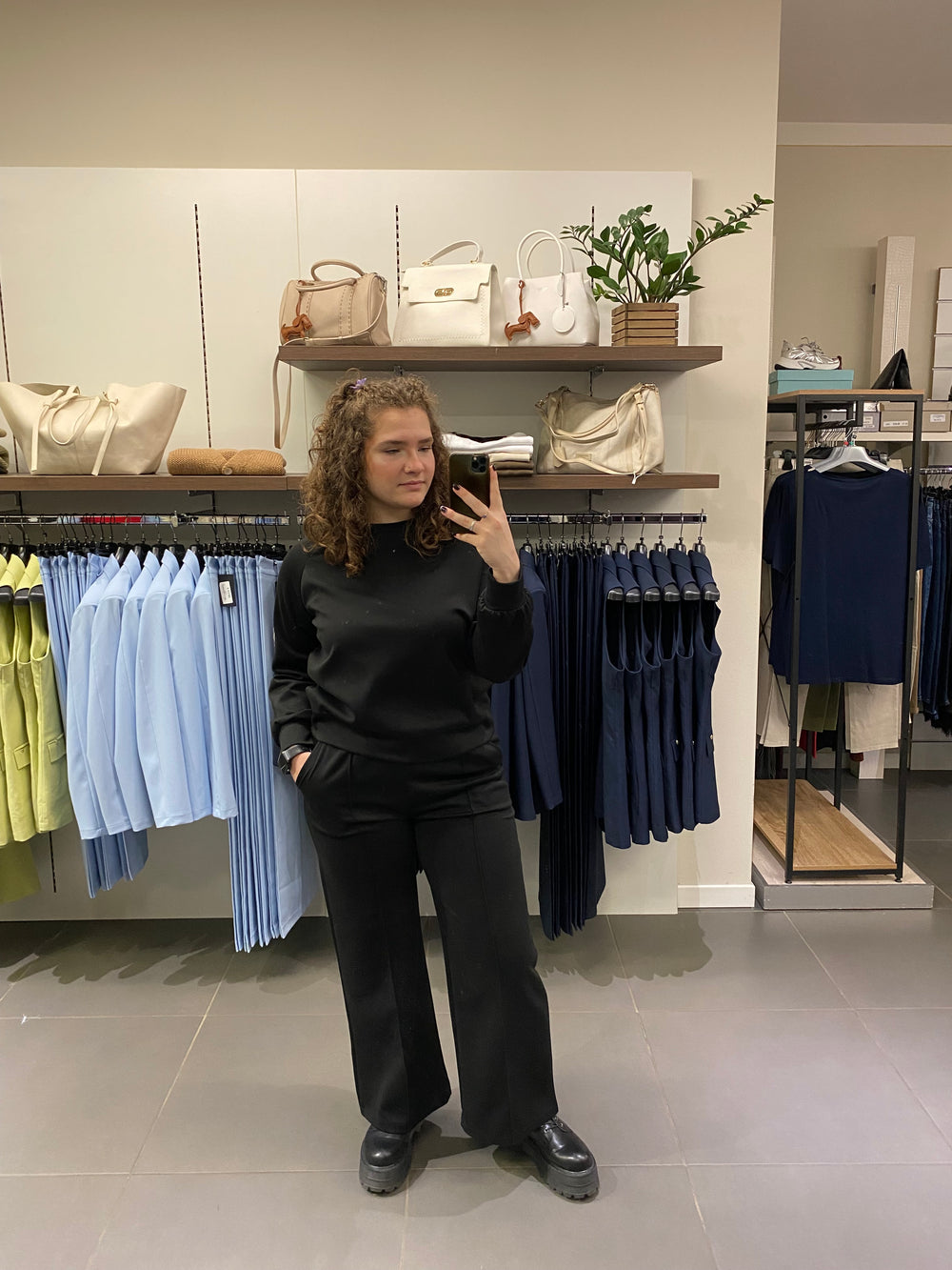 COORDINATO IN FELPA nero