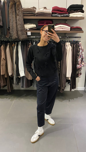 MAGLIONCINO CON FIOCCHI