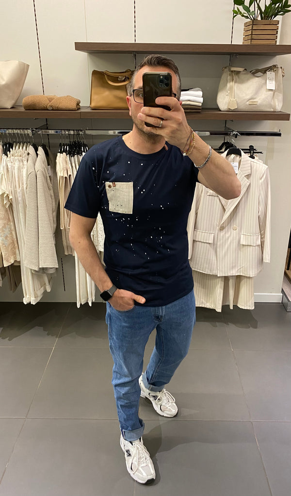 T-SHIRT in cotone con TASCHINO