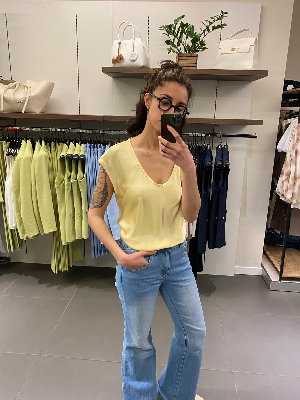 T-shirt SATIN giallo