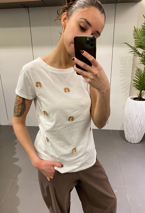 T SHIRT RICAMI FIORI