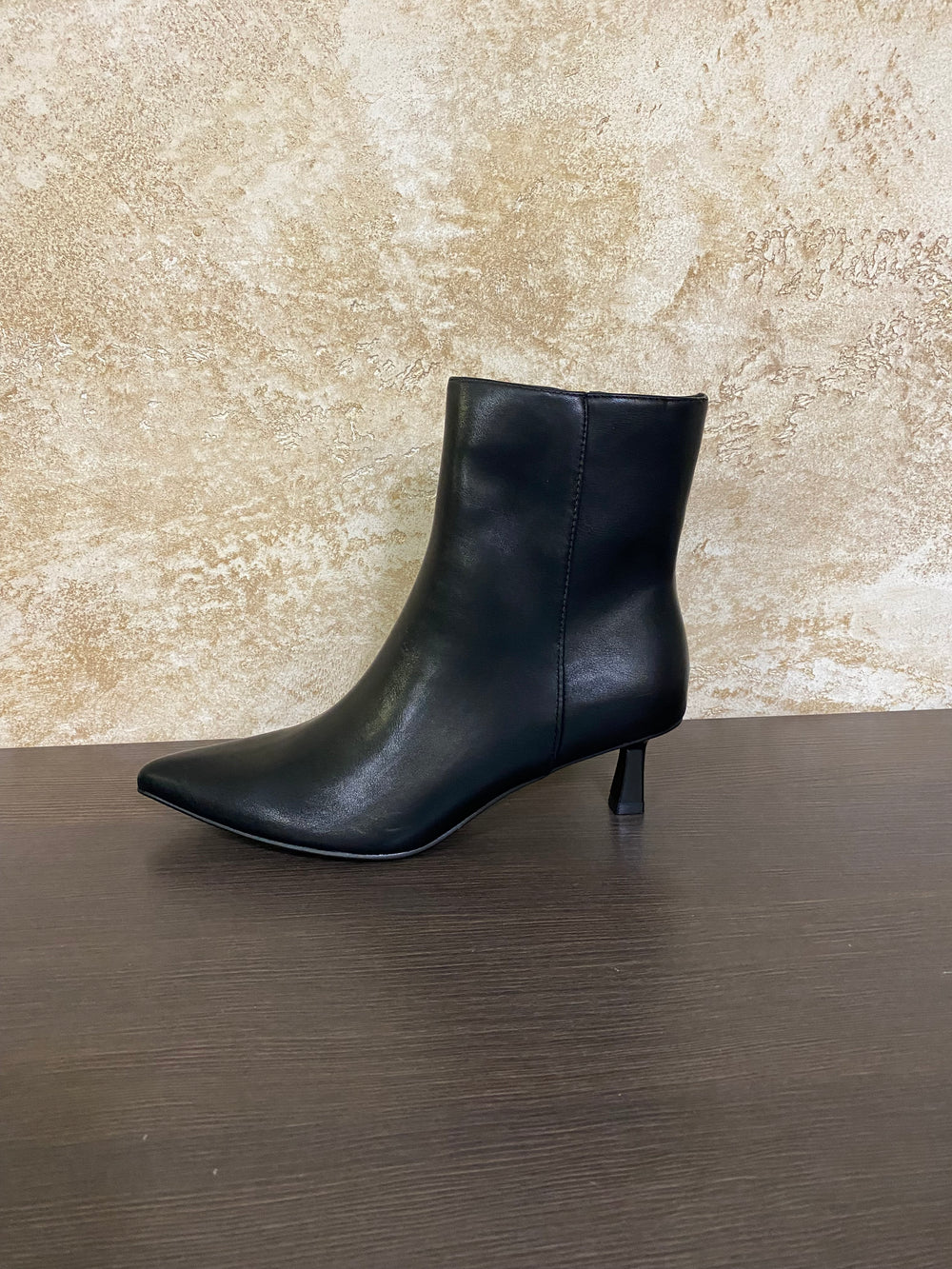STIVALETTO CON TACCO marrone