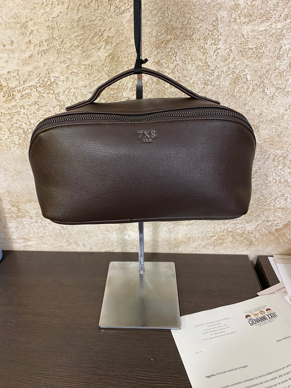 Beauty in pelle marrone