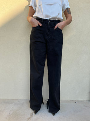 JEANS CON SPACCO