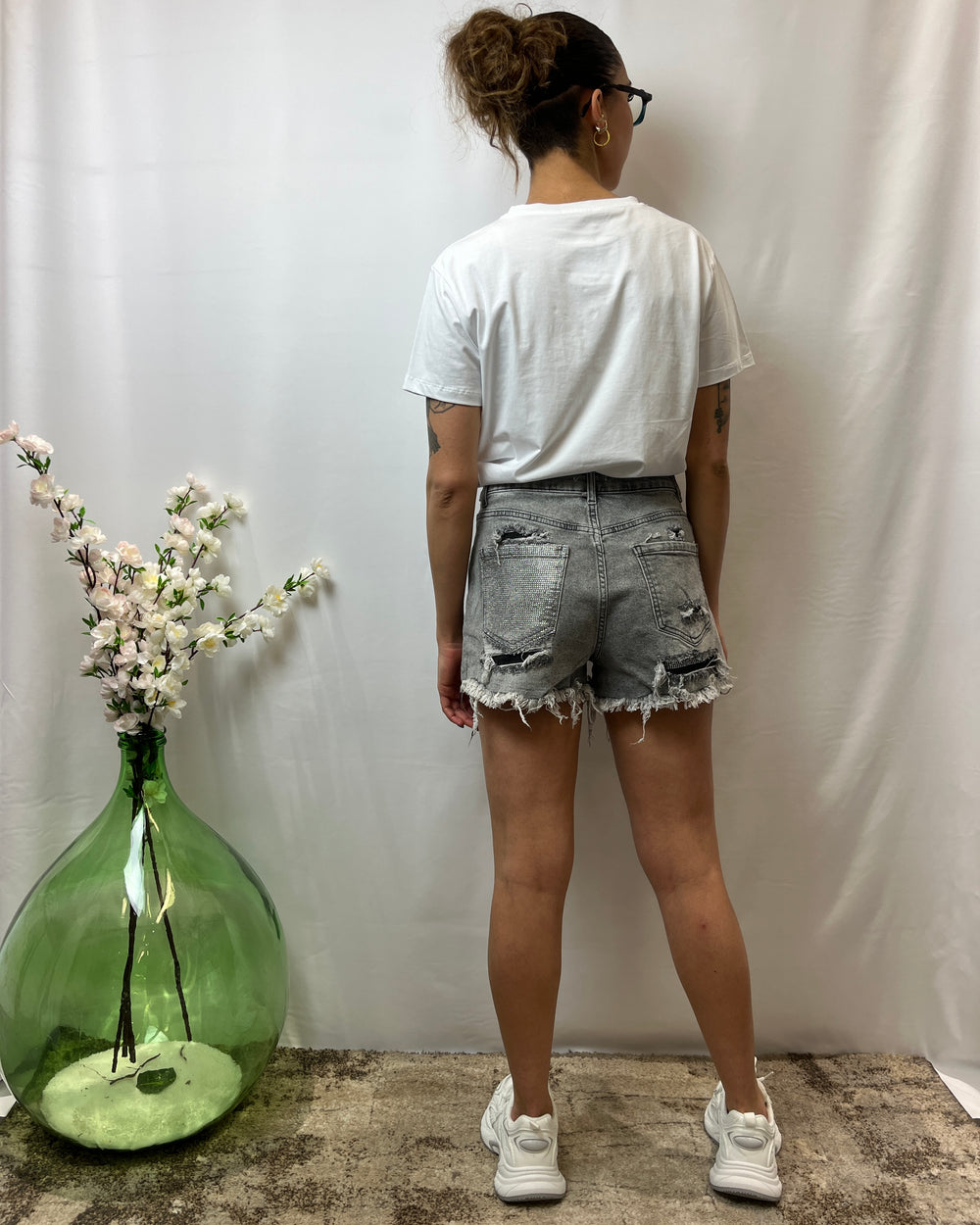 SHORTS IN JEANS